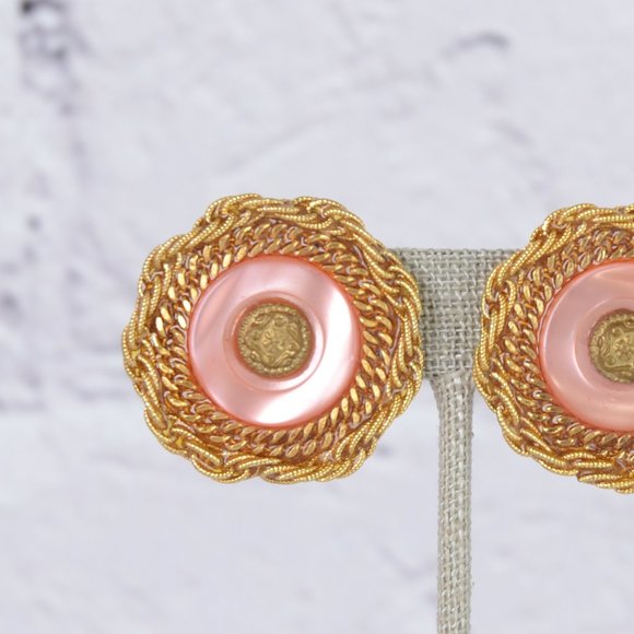 Vintage Patti Horn Pink Pearlescent Disc Earrings… - Picture 9 of 15